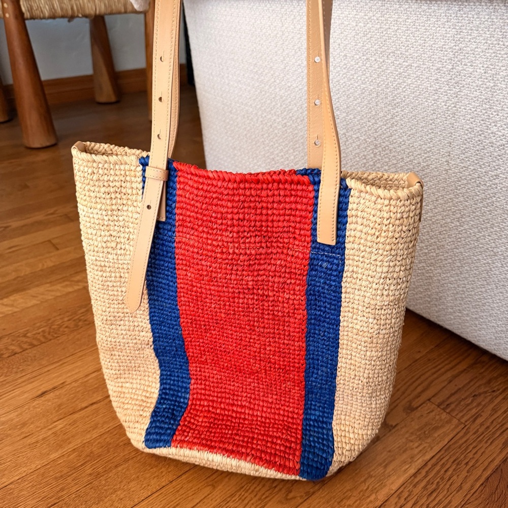 RABANNE LOGO-EMBOSSED RAFFIA BASKET BAG - Picture 10 of 11